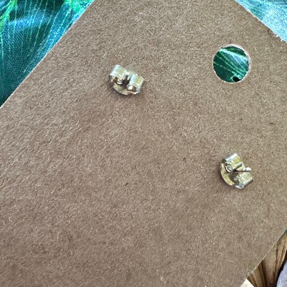 BOGO FREE Three leaf clover, glitter studs, lucky girl  - Picture 4 of 4